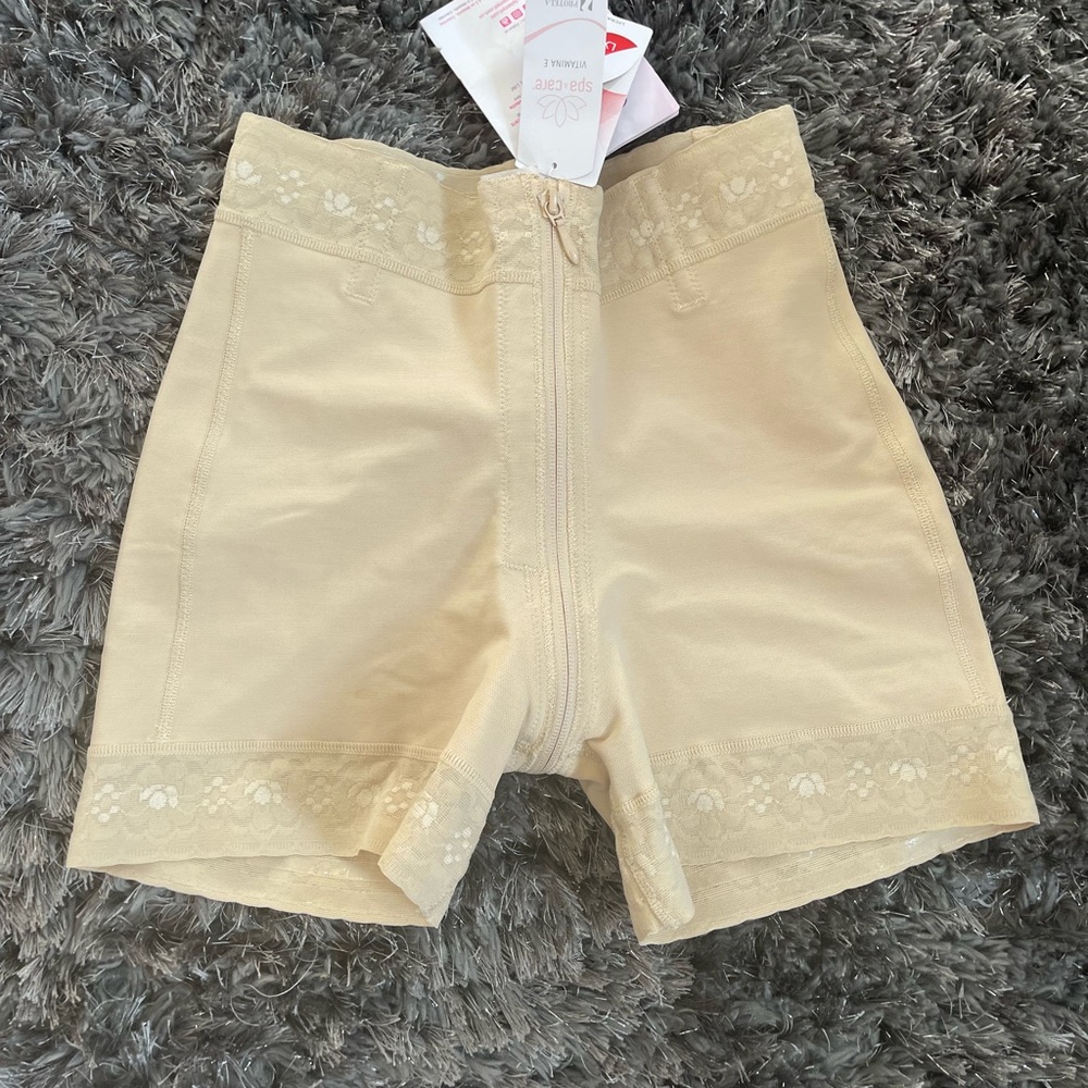 M&D Faja - High Waist Compression Shorts